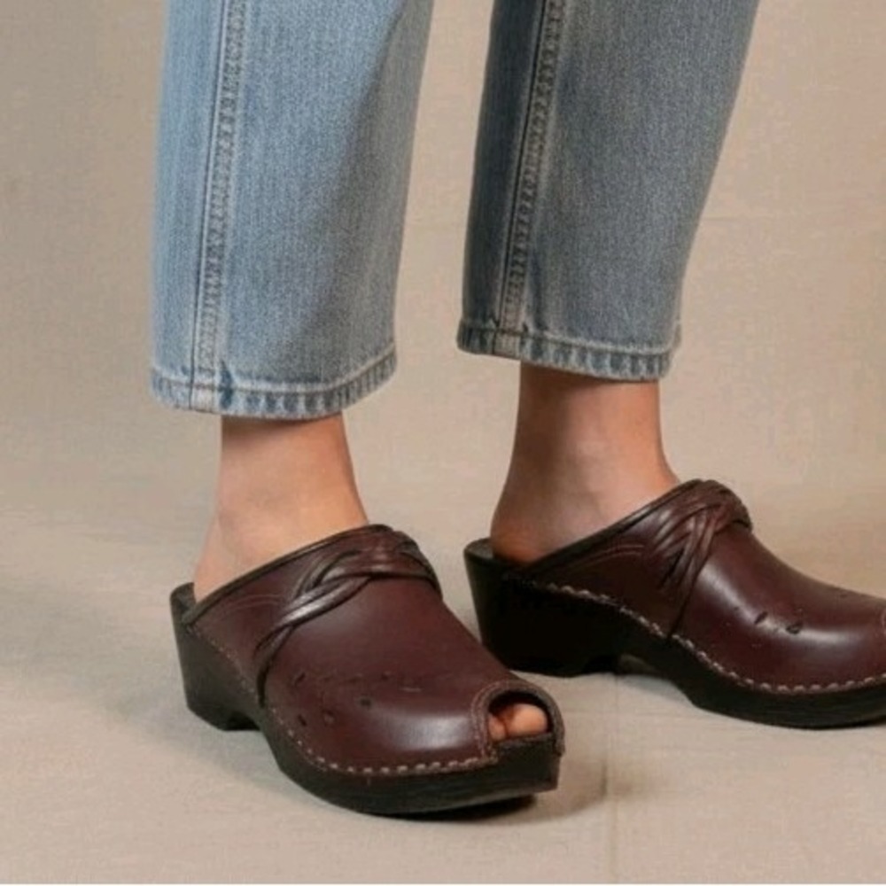 Vintage Clog Master Swedish Leather Peep‎ Toe Clogs EU 38 handmade cottagecore
